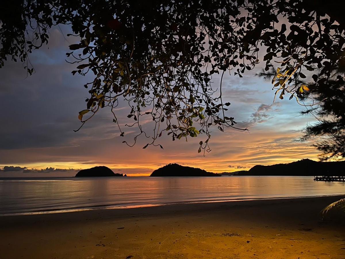 Baan Koh Mak Hotel Kültér fotó