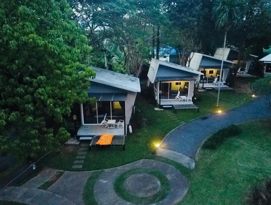 Baan Koh Mak Hotel Kültér fotó
